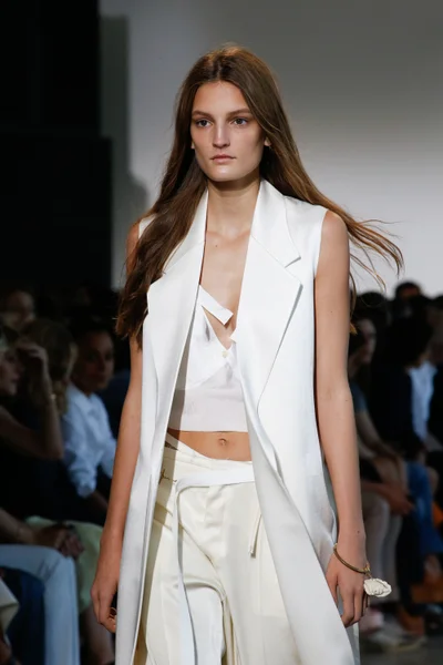 Look 9